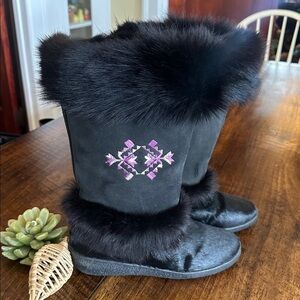 Alessia | Italian Black Fur/Suede Snow Boots, Embroidery Detail, Size 38 (US 7)